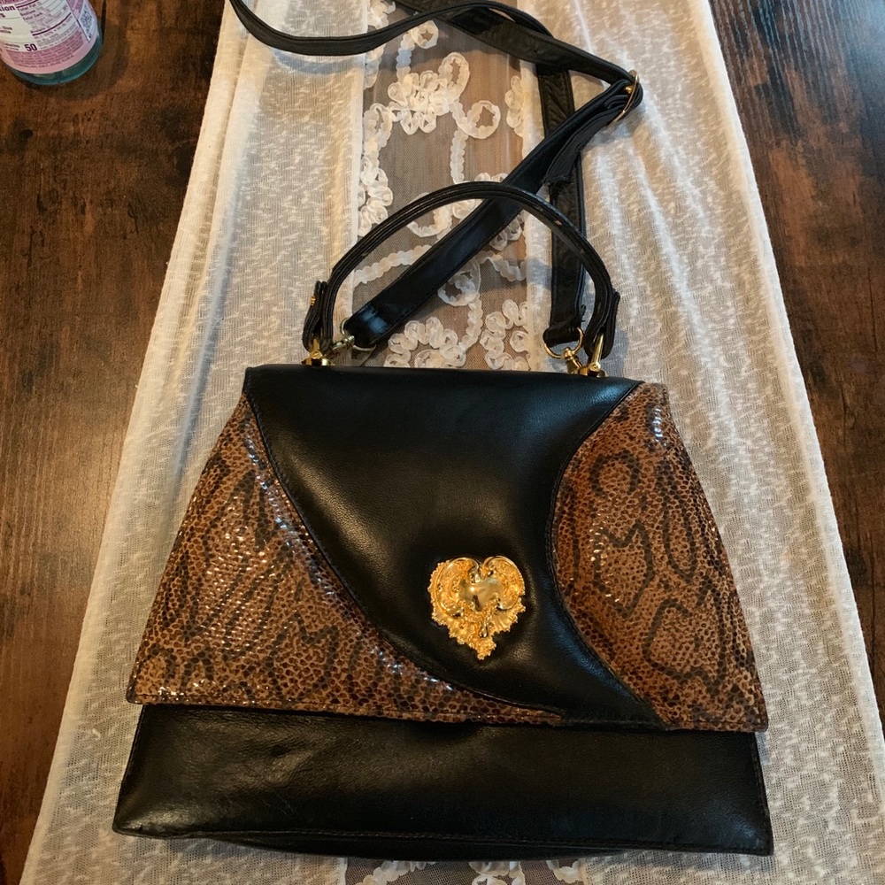 Vintage leather bag